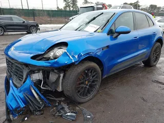 2016 Porsche Macan S с VIN WP1AB2A57GLB46214, выставлен на аукционе IAAI как лот 41537161 с пробегом Не указан миль и . История ставок и продаж доступна на DreamBid. Изображение 17.