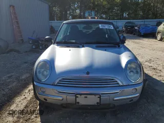2003 MINI Hardtop with VIN WMWRC33473TC46514, listed as a Copart auction lot 89073385 with 208,111 mi miles and Clean title. Bid and sale history available at DreamBid. Image 5.
