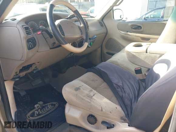 2001 Ford F-150 XL with VIN 1FTPF17L61NC01103, listed as a IAAI auction lot 41586637 with 194,689 mi miles and . Bid and sale history available at DreamBid. Image 5.