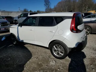 2022 Kia Soul LX with VIN KNDJ23AU3N7151995, listed as a Copart auction lot 86363844 with 61,488 mi miles and Salvage Title. Bid and sale history available at DreamBid. Image 2.