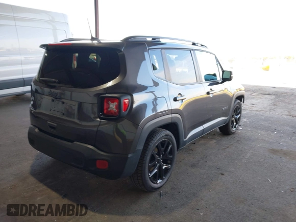 2018 Jeep Renegade Altitude z VIN ZACCJABB0JPJ65036, wystawiony jako IAAI lot #41414739 z przebiegiem 74 433 mil mil oraz . Historia ofert i sprzedaży dostępna na DreamBid. Obrazek 4.