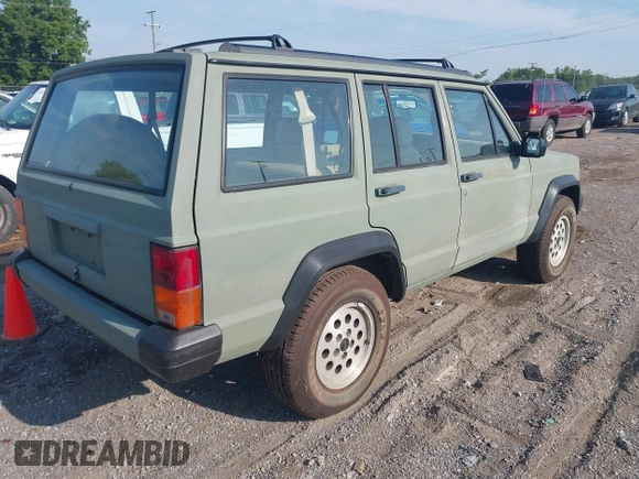 1992 Jeep Cherokee with VIN 1J4FT88S2NL251950, listed as a IAAI auction lot 42662079 with 1,689,263 mi miles and . Bid and sale history available at DreamBid. Image 4.