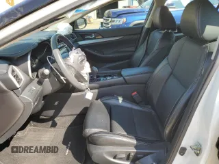 2017 Nissan Maxima SL with VIN 1N4AA6AP1HC376982, listed as a Copart auction lot 62592025 with 62,123 mi miles and Salvage title. Bid and sale history available at DreamBid. Image 7.