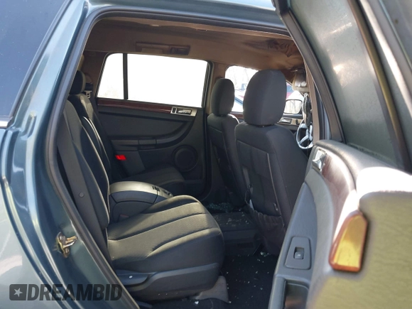 2006 Chrysler Pacifica Touring z VIN 2A4GM68476R725696, wystawiony jako IAAI lot #42003764 z przebiegiem Nie podano mil oraz . Historia ofert i sprzedaży dostępna na DreamBid. Obrazek 8.