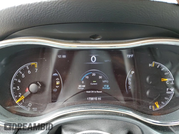 2014 Jeep Grand Cherokee Limited with VIN 1C4RJFBG0EC517032, listed as a Copart auction lot 58813355 with 173,616 mi miles and Salvage title. Bid and sale history available at DreamBid. Image 9.