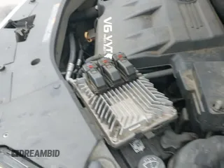 2012 Chevrolet Equinox 2LT z VIN 2GNFLNE59C6202017, wystawiony jako IAAI lot #43166306 z przebiegiem 189 932 mil mil oraz . Historia ofert i sprzedaży dostępna na DreamBid. Obrazek 12.