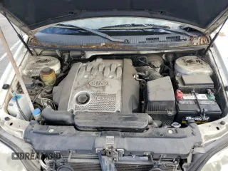 2005 Kia Sedona LX with VIN KNDUP132356623195, listed as a Copart auction lot 46623545 with 173,049 mi miles and Salvage Title. Bid and sale history available at carsss.com. Image 12.