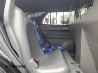 2024 Ford Police Interceptor Utility z VIN 1FM5K8AB0RGA21994, wystawiony jako Copart lot #56233055 z przebiegiem 10 017 mil mil oraz Szkody całkowita. Historia ofert i sprzedaży dostępna na DreamBid. Obrazek 11.
