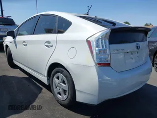 2010 Toyota Prius II with VIN JTDKN3DU4A0085046, listed as a IAAI auction lot 41980123 with 188,882 mi miles. Bid and sale history available at carsss.com. Image 3.