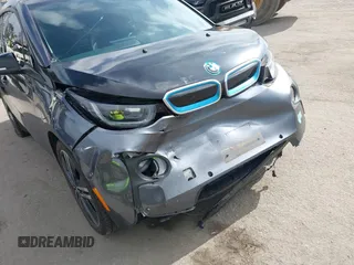 2017 BMW i3 z VIN WBY1Z8C32HV892344, wystawiony jako IAAI lot #42245334 z przebiegiem 48 335 mil mil oraz . Historia ofert i sprzedaży dostępna na DreamBid. Obrazek 6.