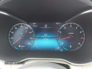2021 Mercedes-Benz GLC 300 z VIN W1N0G8DB7MF987844, wystawiony jako IAAI lot #42460202 z przebiegiem 39 784 mil mil oraz . Historia ofert i sprzedaży dostępna na DreamBid. Obrazek 7.