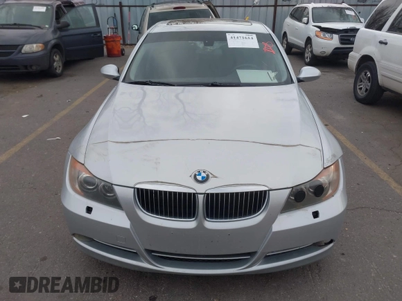 2007 BMW 3 Series 335xi with VIN WBAVD53597A008548, listed as a IAAI auction lot 41471614 with Not Provided miles and . Bid and sale history available at carsss.com. Image 6.