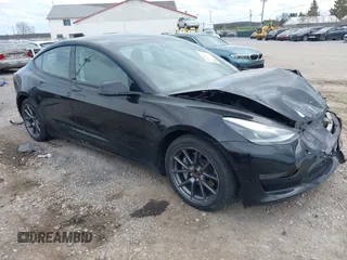 2021 Tesla Model 3 Long Range with VIN 5YJ3E1EB4MF012822, listed as a IAAI auction lot 41918721 with 69,105 mi miles. Bid and sale history available at carsss.com. Image 1.