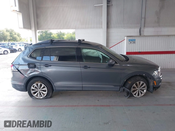 2018 Volkswagen Tiguan SEL with VIN 3VV3B7AXXJM213579, listed as a IAAI auction lot 42664339 with 84,676 mi miles and . Bid and sale history available at DreamBid. Image 13.