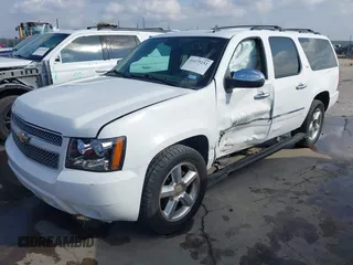 2010 Chevrolet Suburban LTZ with VIN 1GNUKKE34AR189475, listed as a IAAI auction lot 41179252 with 127,132 mi miles. Bid and sale history available at carsss.com. Image 17.