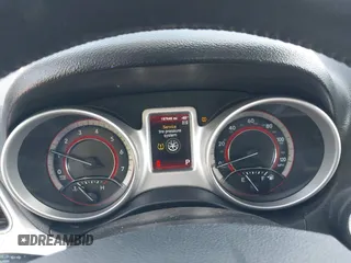 2016 Dodge Journey SE with VIN 3C4PDCAB2GT102871, listed as a IAAI auction lot 42009827 with 197,646 mi miles. Bid and sale history available at carsss.com. Image 7.