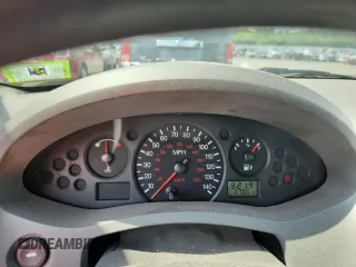 2005 Ford Focus S с VIN 1FAFP34N85W187592, выставлен на аукционе Copart как лот 64759925 с пробегом 27 051 миль миль и Чистый • Clean title. История ставок и продаж доступна на DreamBid. Изображение 9.