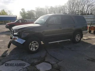 1998 Toyota 4Runner SR5 z VIN JT3HN86RXW0187463, wystawiony jako Copart lot #54330055 z przebiegiem 310 543 mil mil oraz Szkoda całkowita • Salvage title. Historia ofert i sprzedaży dostępna na DreamBid. Obrazek 1.