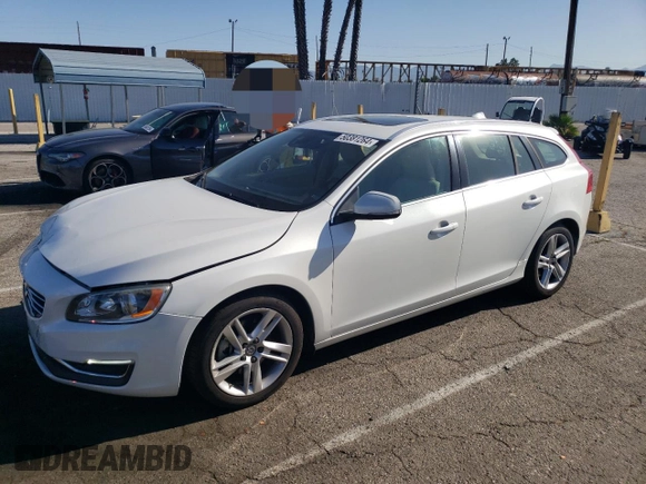 2015 Volvo V60 T5 Drive-E Premier with VIN YV140MEK2F1262277, listed as a Copart auction lot 50381264 with 70,263 mi miles. Bid and sale history available at carsss.com. Image 1.