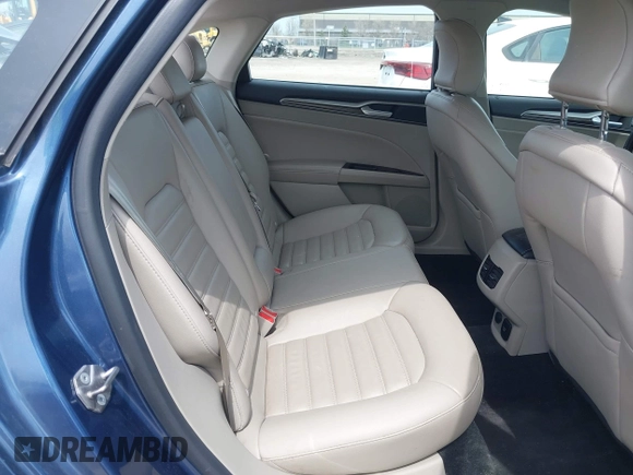 2018 Ford Fusion Energi SE with VIN 3FA6P0PU0JR196091, listed as a IAAI auction lot 42017867 with 70,284 mi miles. Bid and sale history available at carsss.com. Image 8.