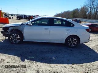2019 Kia Forte LXS with VIN 3KPF24AD6KE012726, listed as a IAAI auction lot 41682048 with 65,695 mi miles. Bid and sale history available at carsss.com. Image 14.