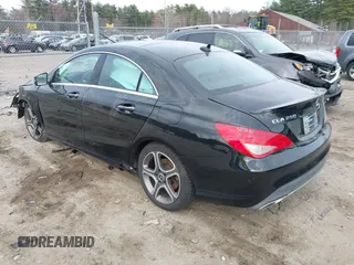 2019 Mercedes-Benz CLA 250 z VIN WDDSJ4GB4KN756723, wystawiony jako IAAI lot #42061022 z przebiegiem 72 813 mil mil oraz . Historia ofert i sprzedaży dostępna na DreamBid. Obrazek 3.