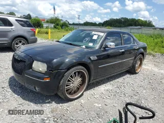 2010 Chrysler 300 Touring z VIN 2C3CA5CV9AH262955, wystawiony jako Copart lot #59758625 z przebiegiem 204 569 mil mil oraz Czysty tytuł • Clean title. Historia ofert i sprzedaży dostępna na DreamBid. Obrazek 1.