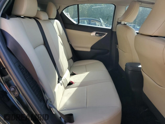 2012 Lexus CT 200h z VIN JTHKD5BH8C2074884, wystawiony jako Copart lot #53290585 z przebiegiem 99 476 mil mil oraz Szkoda całkowita • Salvage title. Historia ofert i sprzedaży dostępna na DreamBid. Obrazek 10.