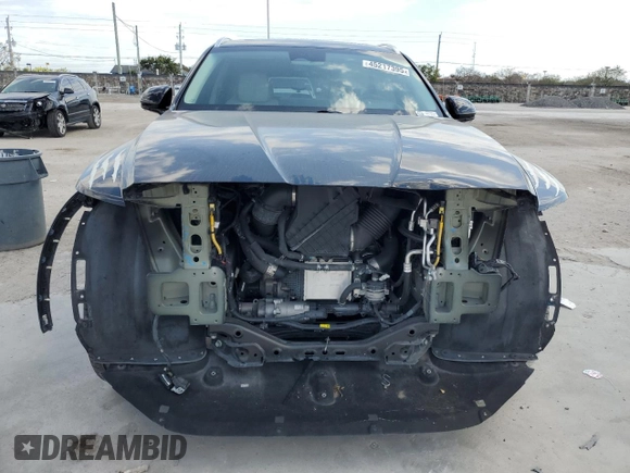2022 Genesis GV80 with VIN KMUHBDSB2NU101119, listed as a Copart auction lot 45217395 with 31,477 mi miles and Non repairable. Bid and sale history available at DreamBid. Image 5.
