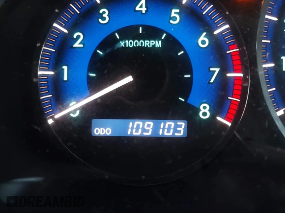 2008 Toyota Sienna XLE with VIN 5TDZK22CX8S186191, listed as a IAAI auction lot 41232329 with 109,103 mi miles. Bid and sale history available at carsss.com. Image 15.