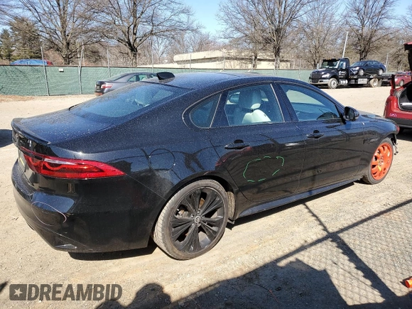 2024 Jaguar XF R-Dynamic SE with VIN SAJBL4GX4RCY95130, listed as a Copart auction lot 45276625 with 8,589 mi miles and Salvage Title. Bid and sale history available at carsss.com. Image 3.