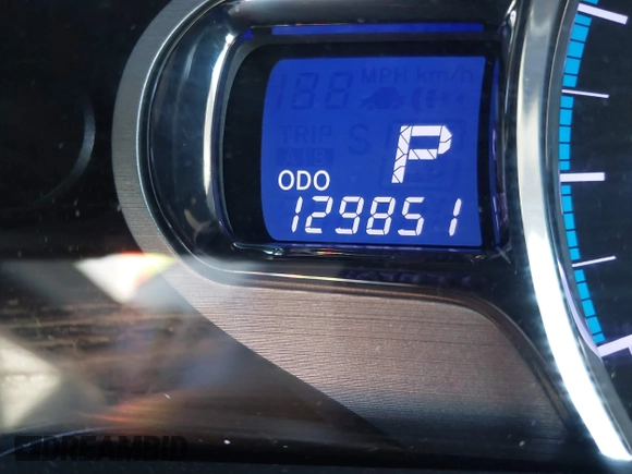 2011 Toyota Sienna XLE AAS with VIN 5TDYK3DC8BS156127, listed as a IAAI auction lot 42103980 with 129,851 mi miles. Bid and sale history available at carsss.com. Image 16.