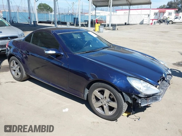 2007 Mercedes-Benz SLK 280 z VIN WDBWK54F67F147056, wystawiony jako IAAI lot #41844751 z przebiegiem 166 042 mil mil oraz . Historia ofert i sprzedaży dostępna na DreamBid. Obrazek 1.