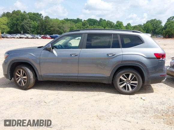 2021 Volkswagen Atlas SE with VIN 1V2DP2CA6MC500115, listed as a IAAI auction lot 42503213 with 49,898 mi miles and . Bid and sale history available at DreamBid. Image 14.