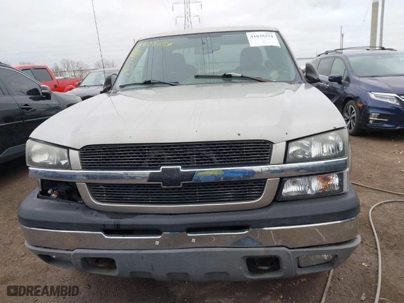 2003 Chevrolet Silverado 1500 LT with VIN 1GCEK19T33E268065, listed as a IAAI auction lot 41838254 with 247,179 mi miles. Bid and sale history available at carsss.com. Image 12.
