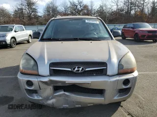2009 Hyundai Tucson GLS with VIN KM8JM12B89U939007, listed as a Copart auction lot 79224474 with 42,277 mi miles and Clean Title. Bid and sale history available at carsss.com. Image 5.