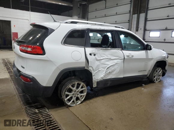 2016 Jeep Cherokee Latitude with VIN 1C4PJMCB3GW157626, listed as a Copart auction lot 50711785 with 133,564 mi miles and Salvage Title. Bid and sale history available at carsss.com. Image 3.