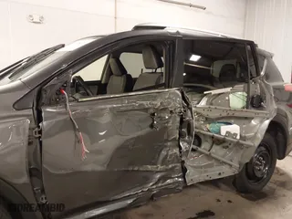 2018 Toyota RAV4 Limited with VIN JTMDFREV6JJ258429, listed as a IAAI auction lot 41678423 with 60,564 mi miles. Bid and sale history available at carsss.com. Image 6.
