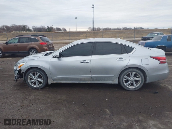 2015 Nissan Altima S with VIN 1N4AL3APXFC472289, listed as a IAAI auction lot 41748680 with 125,533 mi miles and . Bid and sale history available at DreamBid. Image 15.