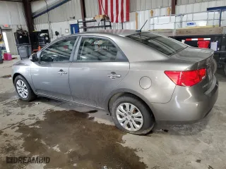 2010 Kia Forte EX with VIN KNAFU4A29A5047230, listed as a Copart auction lot 52601125 with 181,784 mi miles and Clean Title. Bid and sale history available at carsss.com. Image 2.