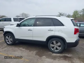 2012 Kia Sorento EX with VIN 5XYKU4A6XCG290754, listed as a IAAI auction lot 41918932 with 190,679 mi miles and . Bid and sale history available at carsss.com. Image 15.