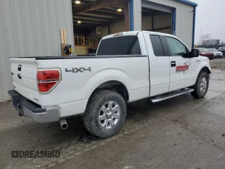 2014 Ford F-150 XL with VIN 1FTFX1EF2EFC92988, listed as a Copart auction lot 44261055 with 235,903 mi miles and Salvage title. Bid and sale history available at DreamBid. Image 3.