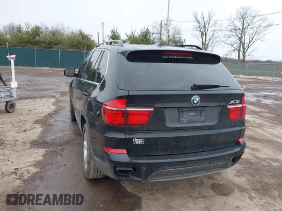 2013 BMW X5 xDrive50i с VIN 5UXZV8C54DL426713, выставлен на аукционе IAAI как лот 41742982 с пробегом 103 208 миль миль и . История ставок и продаж доступна на DreamBid. Изображение 3.
