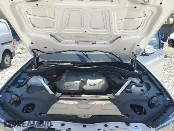 2024 BMW X3 sDrive30i with VIN WBX47DP00RN315605, listed as a Copart auction lot 42827025 with 1,792 mi miles and Salvage Title. Bid and sale history available at DreamBid. Image 11.