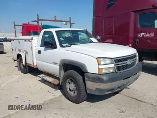 2007 Chevrolet Silverado 1500 with VIN 1GBHC34UX7E160025, listed as a IAAI auction lot 41748465 with 182,399 mi miles and . Bid and sale history available at DreamBid. Image 1.