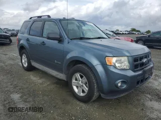 2011 Ford Escape Hybrid z VIN 1FMCU4K34BKC63661, wystawiony jako Copart lot #50991195 z przebiegiem 109 791 mil mil oraz Szkoda całkowita • Salvage title. Historia ofert i sprzedaży dostępna na DreamBid. Obrazek 4.