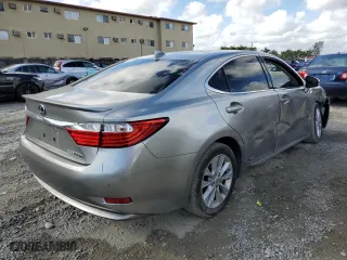 2015 Lexus ES 300h Hybrid with VIN JTHBW1GG9F2093712, listed as a Copart auction lot 38502273 with 77,527 mi miles. Bid and sale history available at carsss.com. Image 3.
