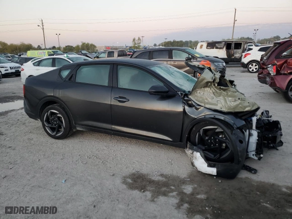 2025 Kia K4 EX with VIN 3KPFU4DE8SE013729, listed as a Copart auction lot 74285274 with 0 mi miles and Salvage Title. Bid and sale history available at carsss.com. Image 4.