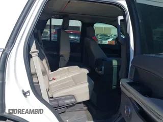 2019 Ford Expedition XLT с VIN 1FMJU1HT3KEA12044, выставлен на аукционе IAAI как лот 41601681 с пробегом 143 194 миль миль и . История ставок и продаж доступна на DreamBid. Изображение 8.