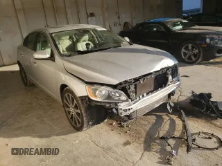 2018 Volvo S60 Inscription with VIN LYV402HK0JB164792, listed as a Copart auction lot 68596783 with 59,924 mi miles. Bid and sale history available at carsss.com. Image 4.